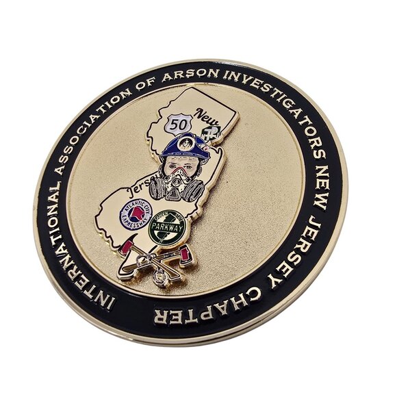 IAAI New Jersey Arson Investigators Challenge Coin Gold Black Spinning Center - Picture 1 of 8